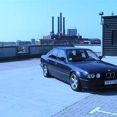 BMW e34 525i (SOLGT)