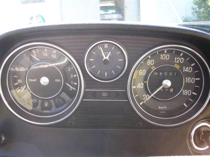 Mercedes Benz /8  200  billede 14