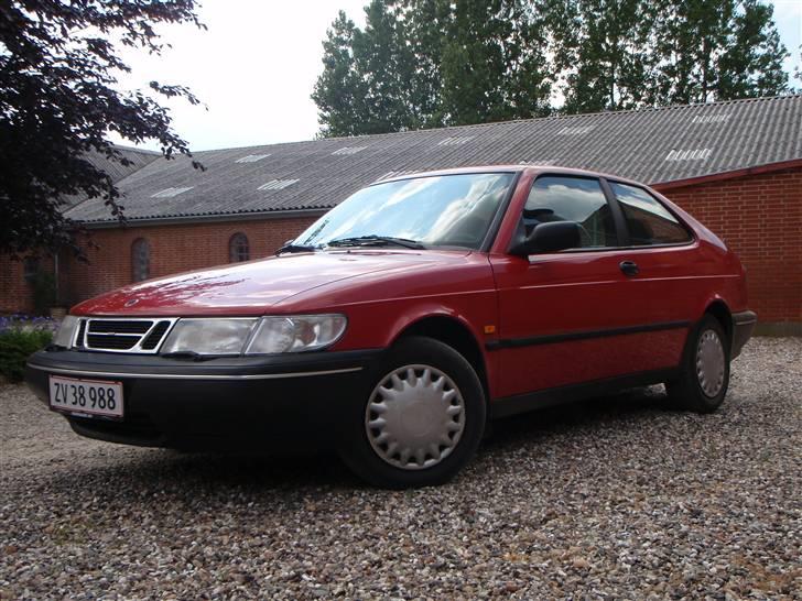 Saab 900i 2,0 billede 1