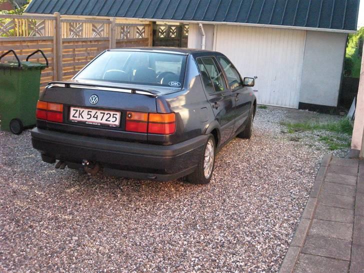 VW Vento TDI GL *solgt billede 3