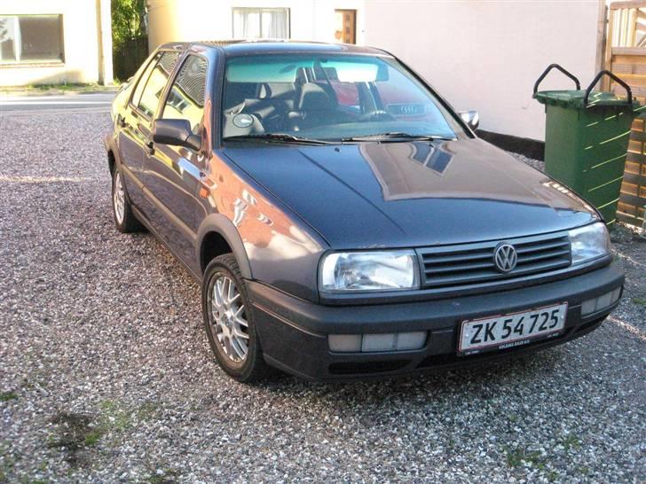 VW Vento TDI GL *solgt billede 4