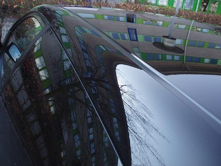 Honda Civic Type R EP3 - 2011 nærbillede af nypoleret ridesfri højglans lak. billede 6