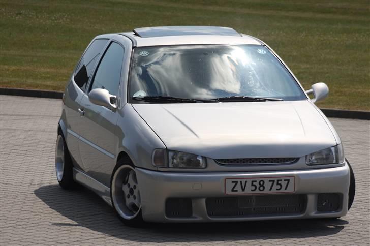 VW Polo' 6n silver édition billede 1