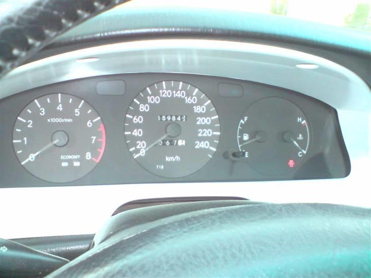 Toyota Carina E billede 7