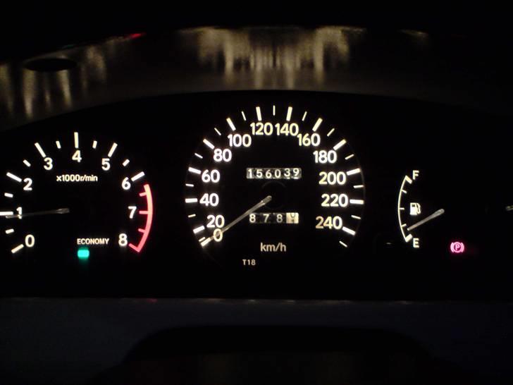 Toyota Carina E billede 8