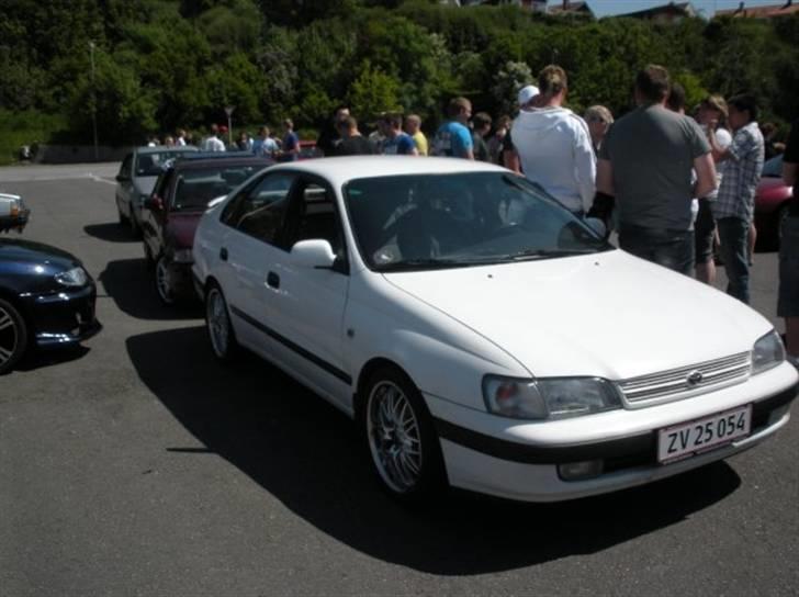 Toyota Carina E billede 11