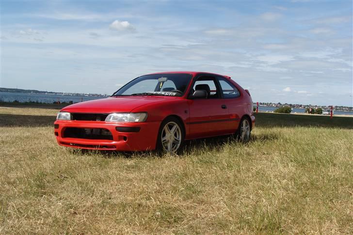 Toyota corolla ( TIL SALG ) billede 3