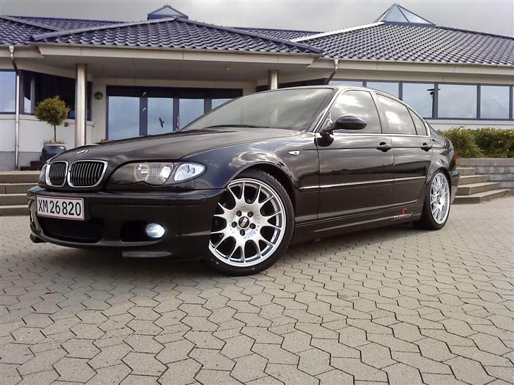 BMW 328i E46 1998/02 SOLGT billede 1