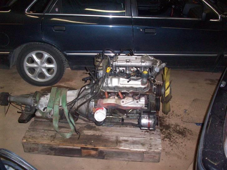 Ford Scorpio 2.9 i Ghia - Ny motor billede 16