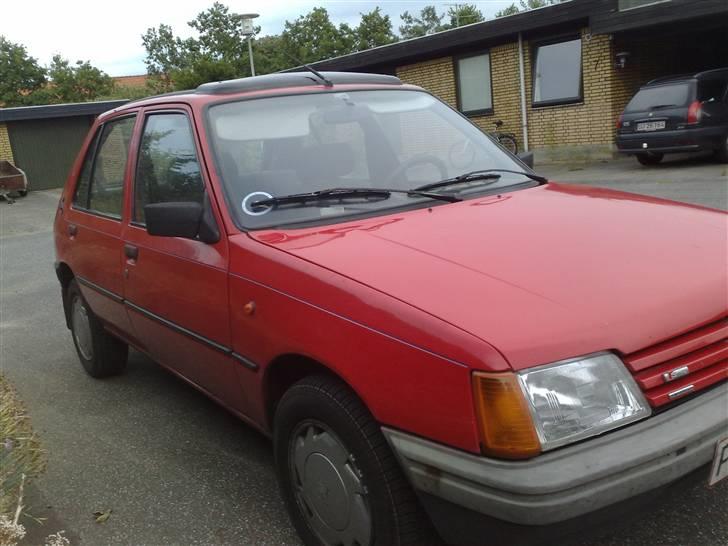 Peugeot 205 GRD SOLGT! billede 2