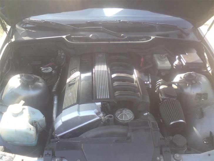 BMW E36 320i **SOLGT** billede 7
