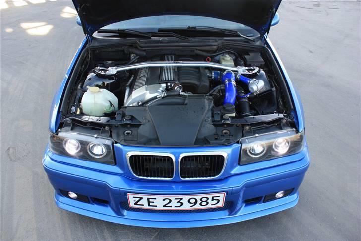 BMW 320i  solgt billede 13