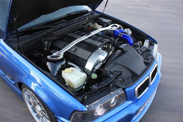 BMW 320i  solgt billede 14