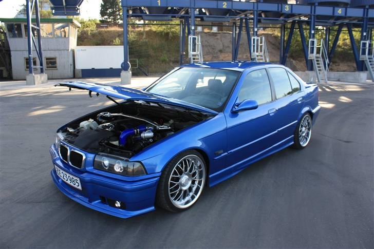 BMW 320i  solgt billede 16