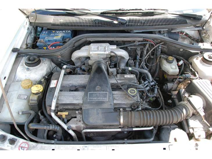 {{currentPhoto.altText}} billede {{currentPhoto.number}}