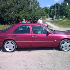 Mercedes Benz 300 D solgt