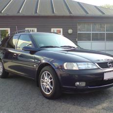 Opel Vectra B 2,5 V6