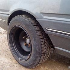 Peugeot 309 foræret til svigermor