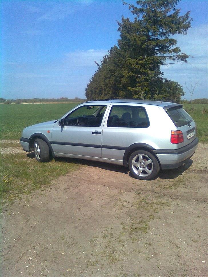 VW Golf 3 1,8 solgt billede 6