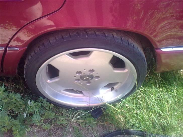 Mercedes Benz 300 D solgt billede 9