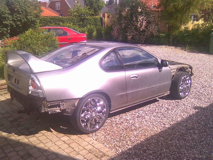 Honda Prelude IV  (SOLGT) - Som bilen står den 09-07-2009. Den skal have den store tur nu. billede 16