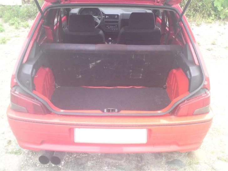 Peugeot 106 Rallye SOLGT - ligger kabel klar til anlæg, men gider jeg ikke bruge tid på! billede 5