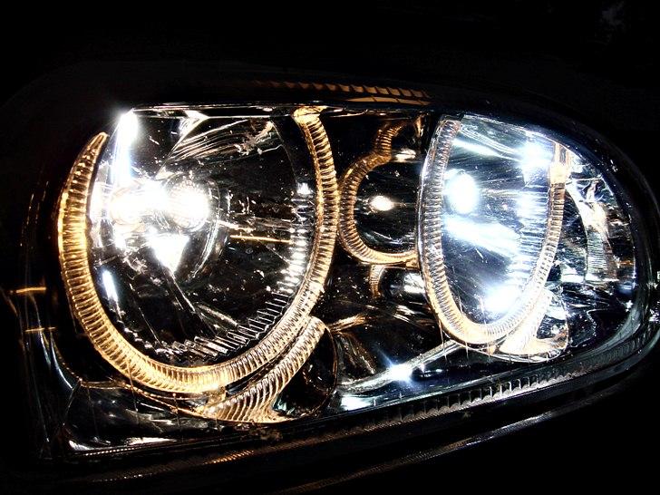 VW Golf III - Megawhite vs. Xenon 6000k - Købt hos Enurg.dk billede 8