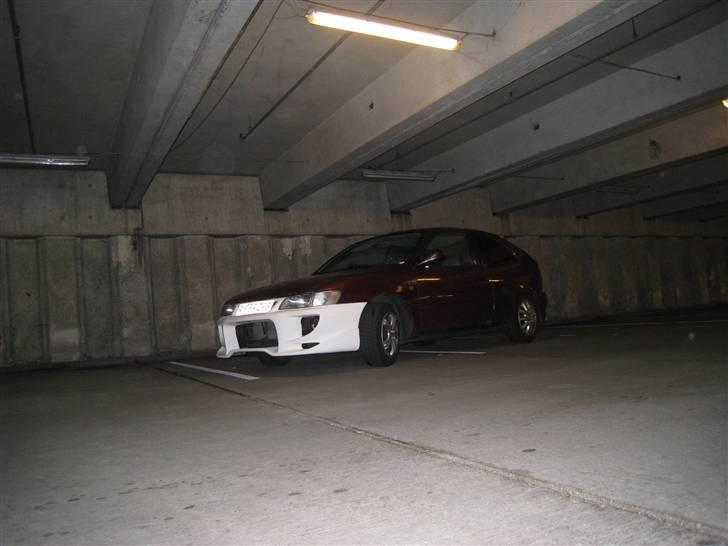 Toyota Corolla E10 1.3 XLI billede 3