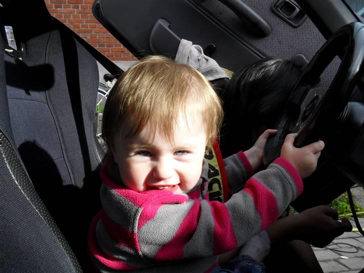 Nissan Micra 1,0  solgt billede 18