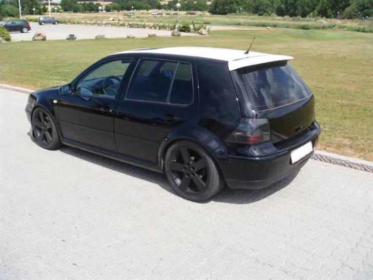 VW Golf 1.8 TURBO - Solgt billede 5