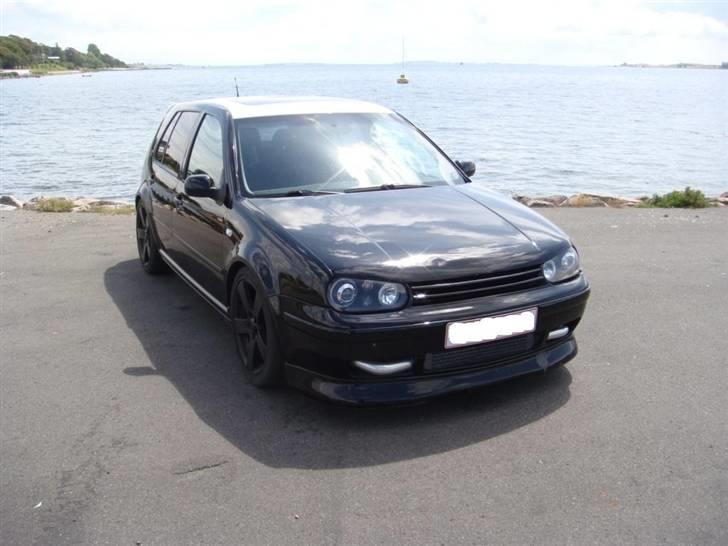 VW Golf 1.8 TURBO - Solgt billede 8