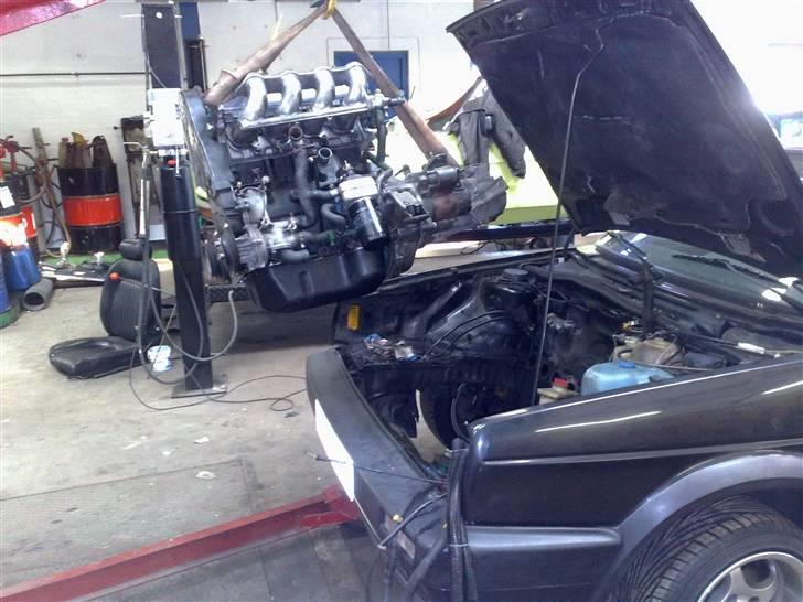 VW Golf 2 Gti 16V (Solgt) - Motor skulle lige i, efter hovedrenovering billede 9
