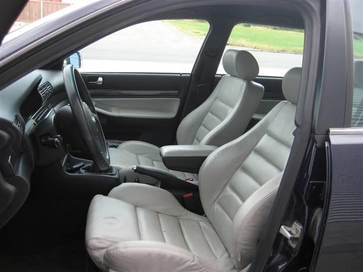 Audi S4 quattro "solgt" - Super fin kabine, ville dog gerne have en sort billede 7