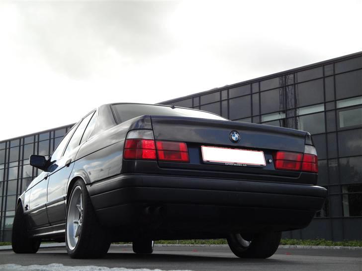 BMW 525i E34 (SOLGT) billede 6