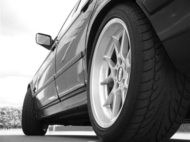 BMW 525i E34 (SOLGT) billede 9