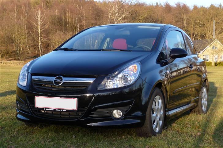 Opel Corsa D Enjoy  (B-y-t-t-e-t) billede 1