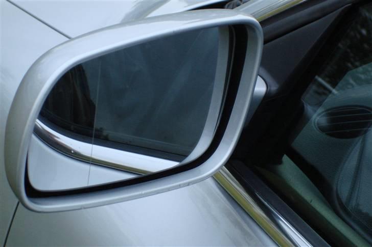 VW passat tdi ( SOLGT ) - el side spejle med varme i. billede 2