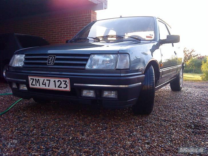Peugeot 309 foræret til svigermor billede 5