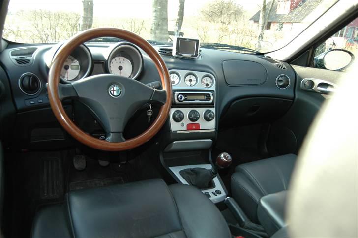 Alfa Romeo 156 v6 SW 20" Jeppe solgt - cockpit billede 16