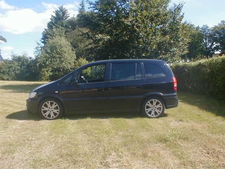 Opel Zafira A OPC billede 1