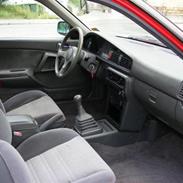 Mazda 626 2.2I