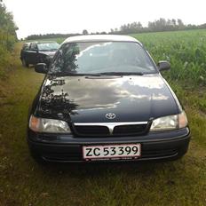 Toyota Carina E 1.8 CDX 16v