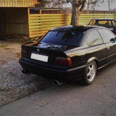 BMW E36 325i Coupé  Solgt   