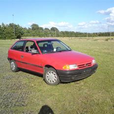 Opel Astra Hatchback (DØD)