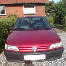 Peugeot 306