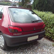 Peugeot 306