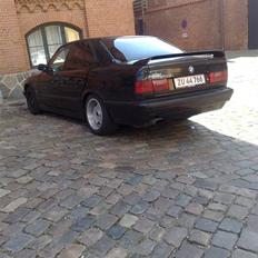 BMW E34 520i 24v Limosine 