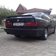 BMW E34 520i 24v Limosine 