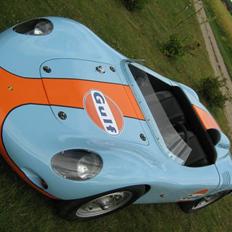 Porsche 718 rsk spyder