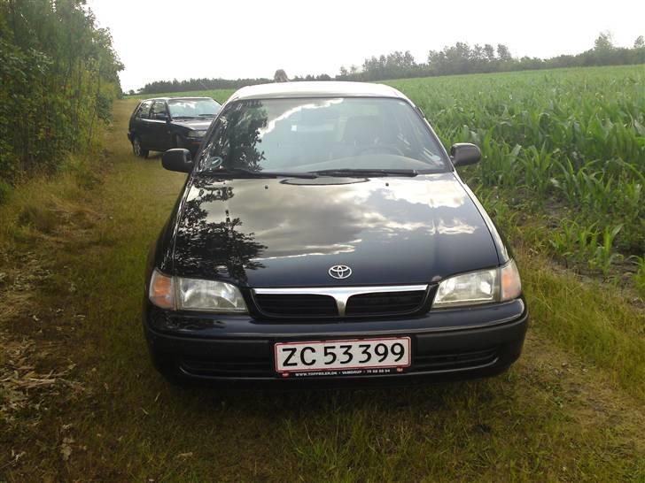 Toyota Carina E 1.8 CDX 16v billede 2